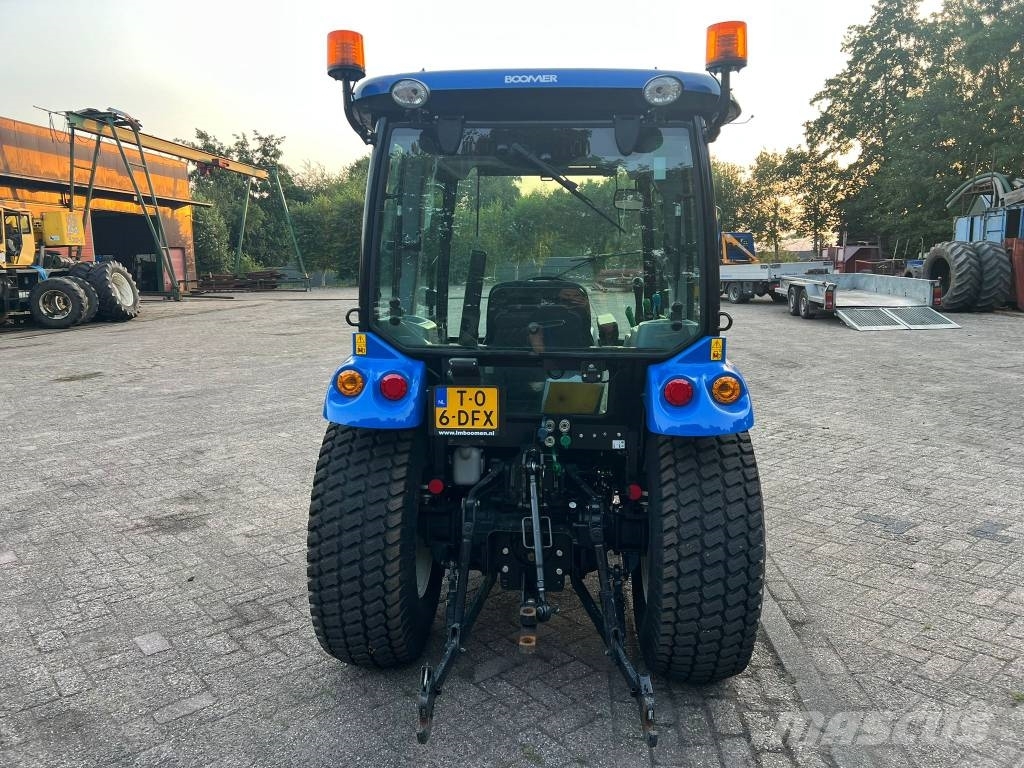 New Holland Boomer 40 CAB HST tractor trekker tracteur Traktorer