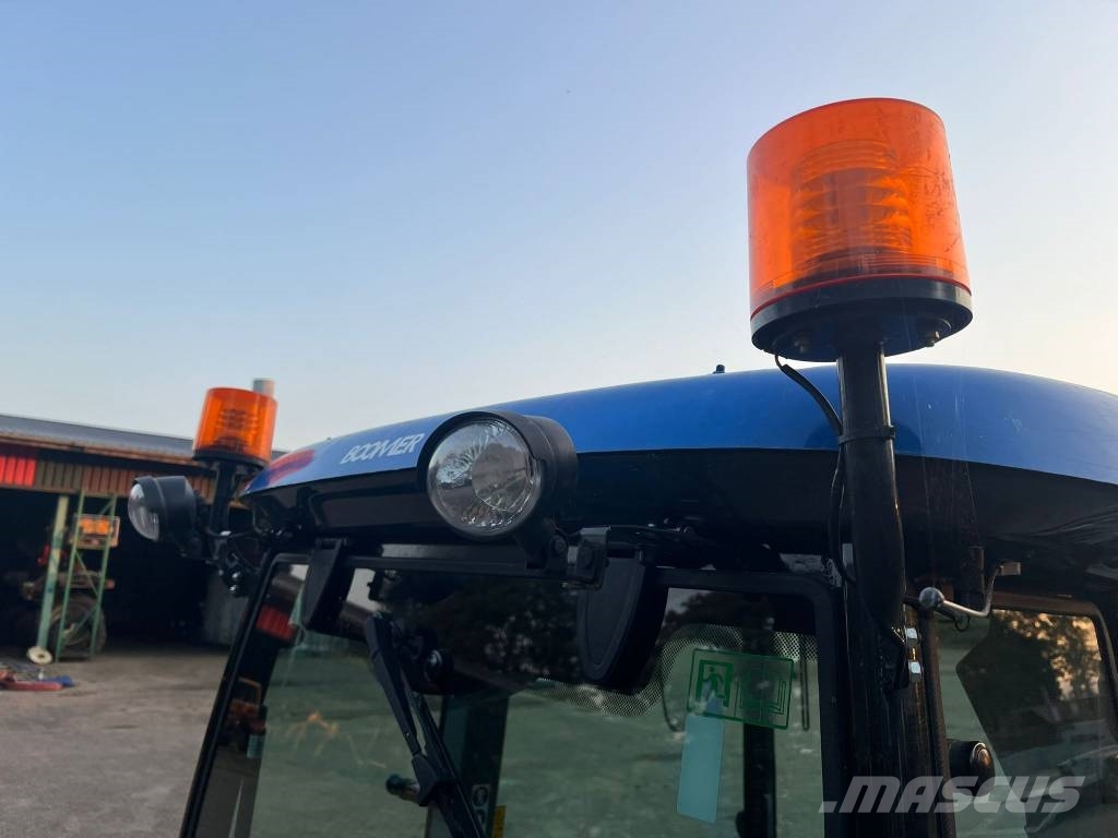 New Holland Boomer 40 CAB HST tractor trekker tracteur Traktorer