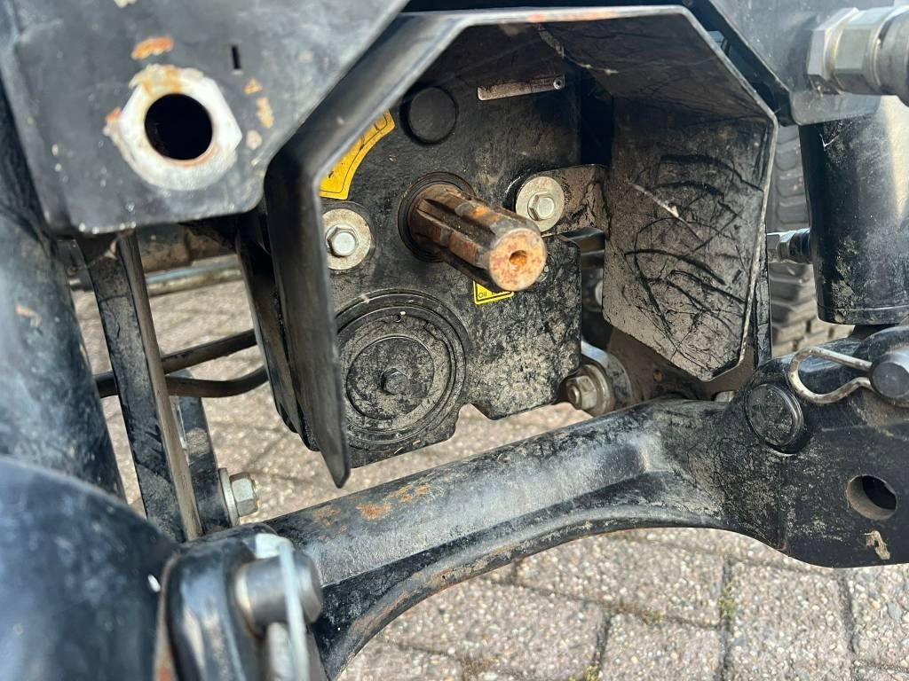 New Holland Boomer 40 CAB HST tractor trekker tracteur Traktorer