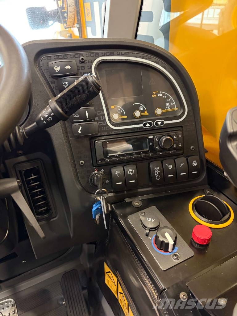 JCB 530-60 Agri Super Kmetijski teleskopski nakladalci