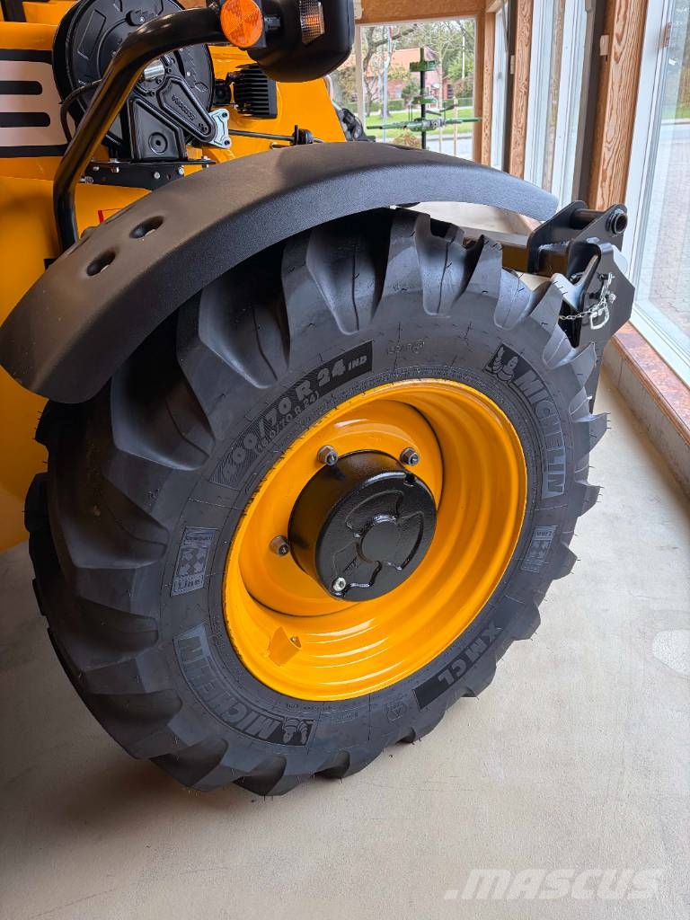 JCB 530-60 Agri Super Kmetijski teleskopski nakladalci