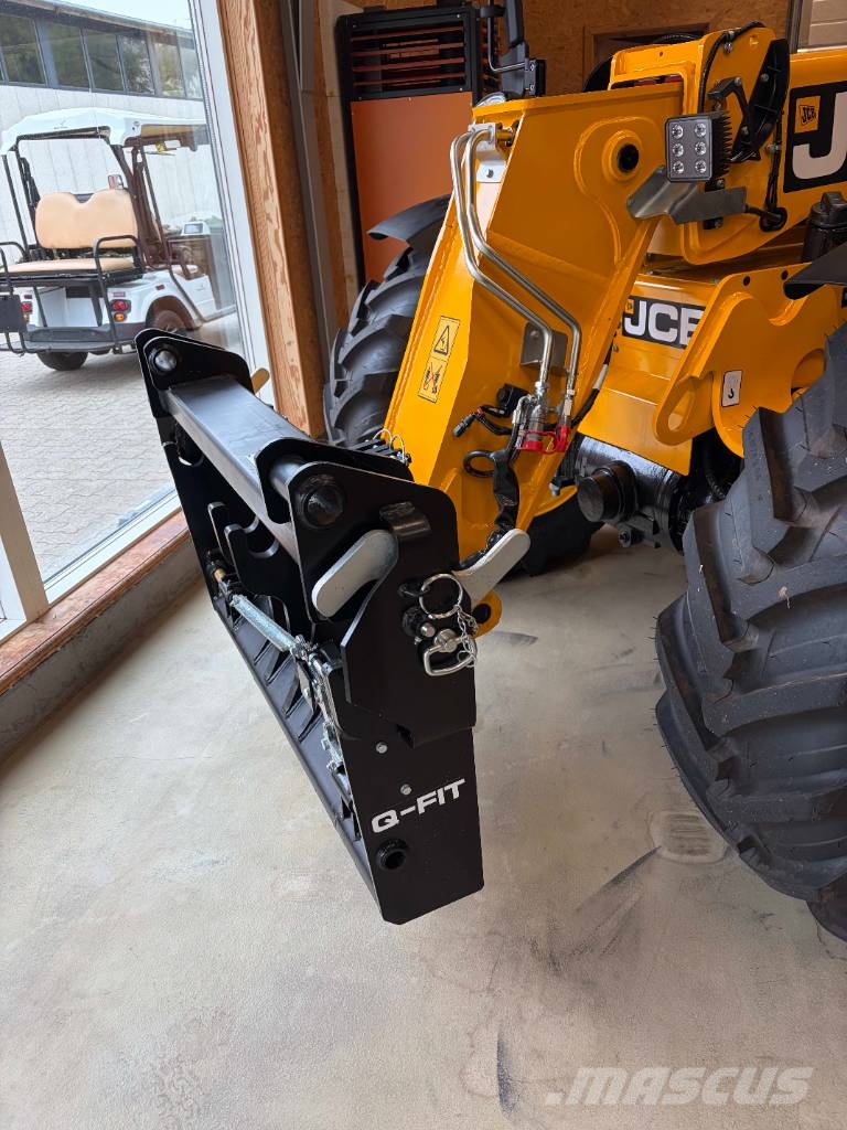 JCB 530-60 Agri Super Kmetijski teleskopski nakladalci