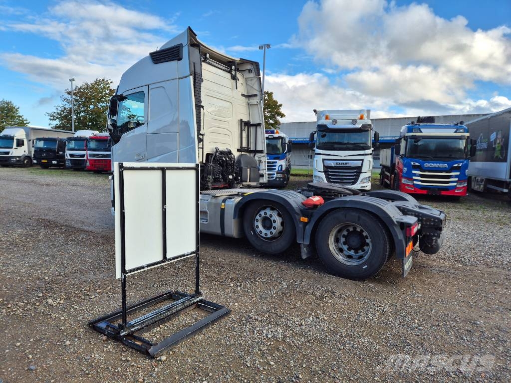 Volvo FH460 6x2 // Hydraulik // ACC // Sattelzugmaschinen