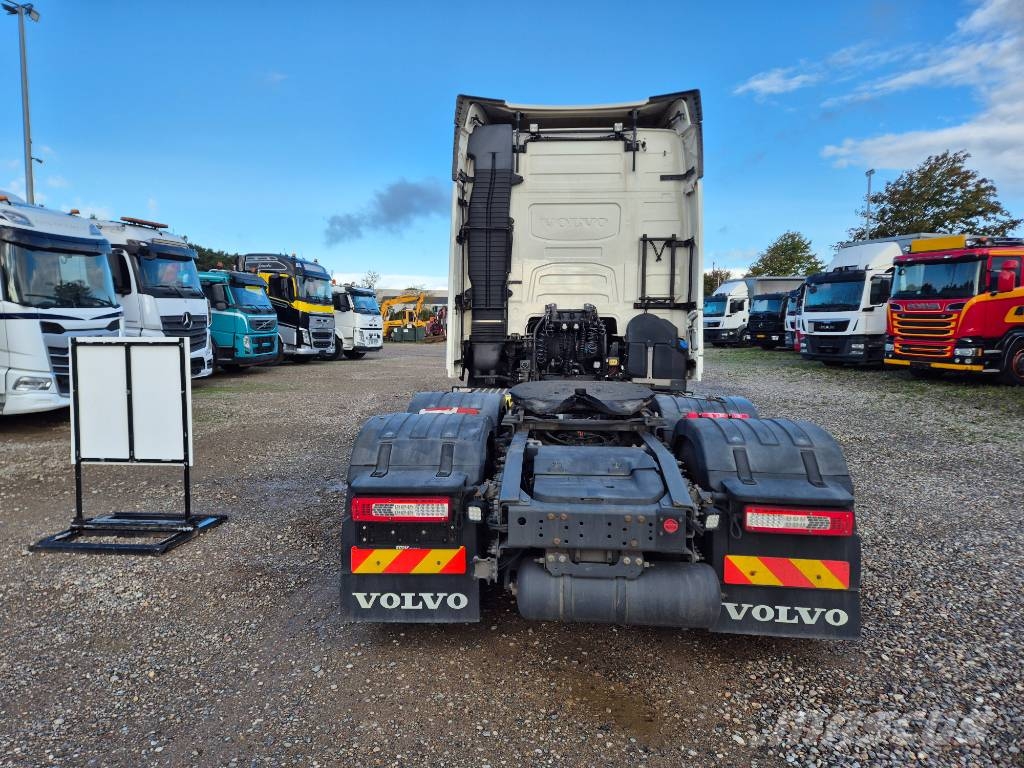 Volvo FH460 6x2 // Hydraulik // ACC // Sattelzugmaschinen