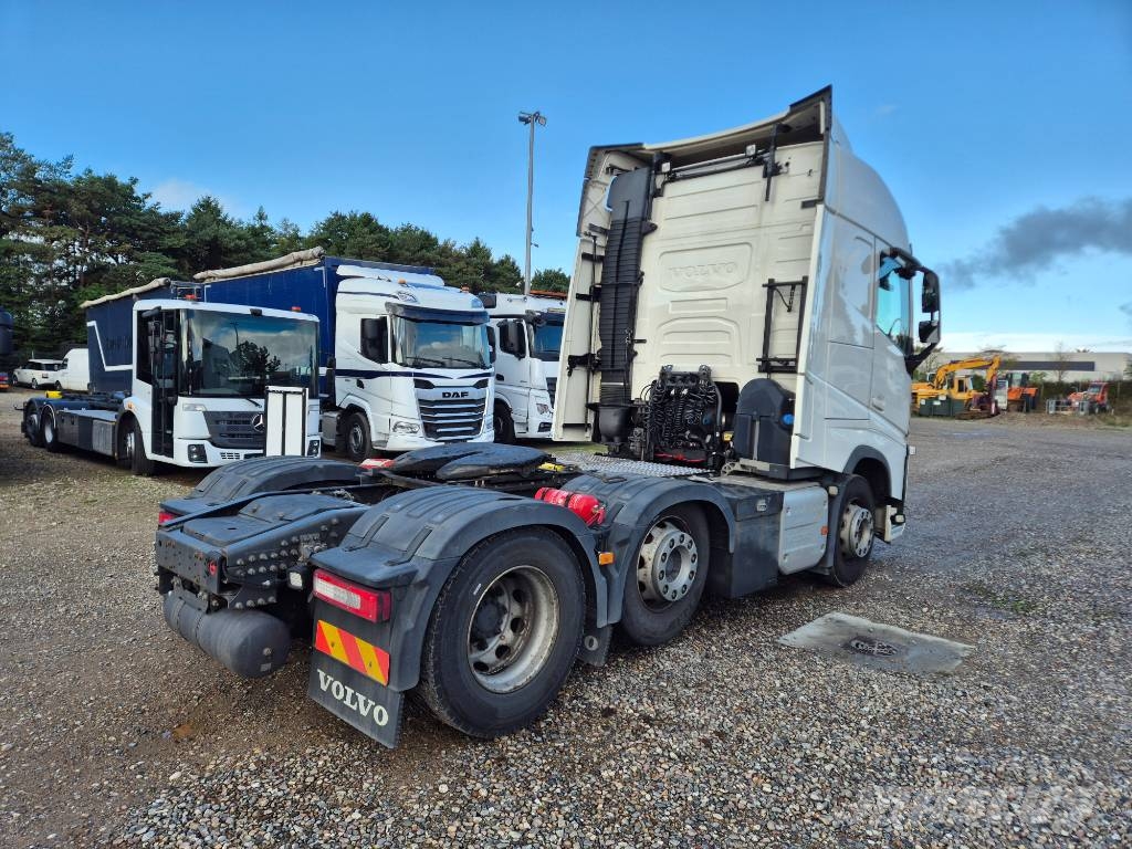 Volvo FH460 6x2 // Hydraulik // ACC // Sattelzugmaschinen