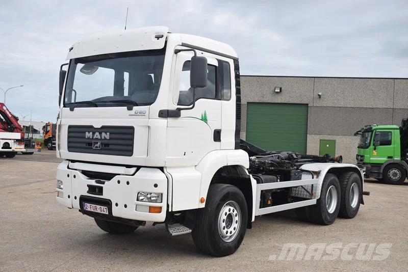 MAN TGA 26.350 Vrachtwagen met containersysteem
