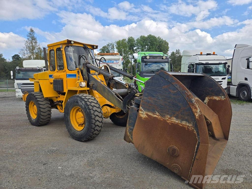 Volvo 4200B Utovarivači na kotačima