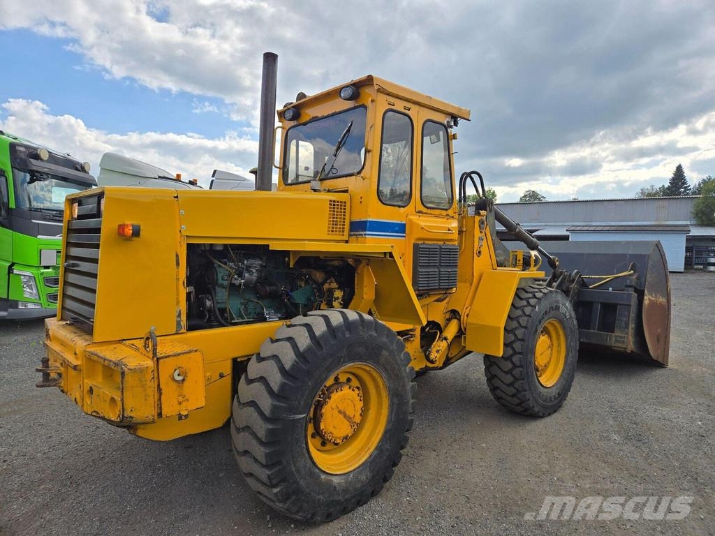 Volvo 4200B Utovarivači na kotačima