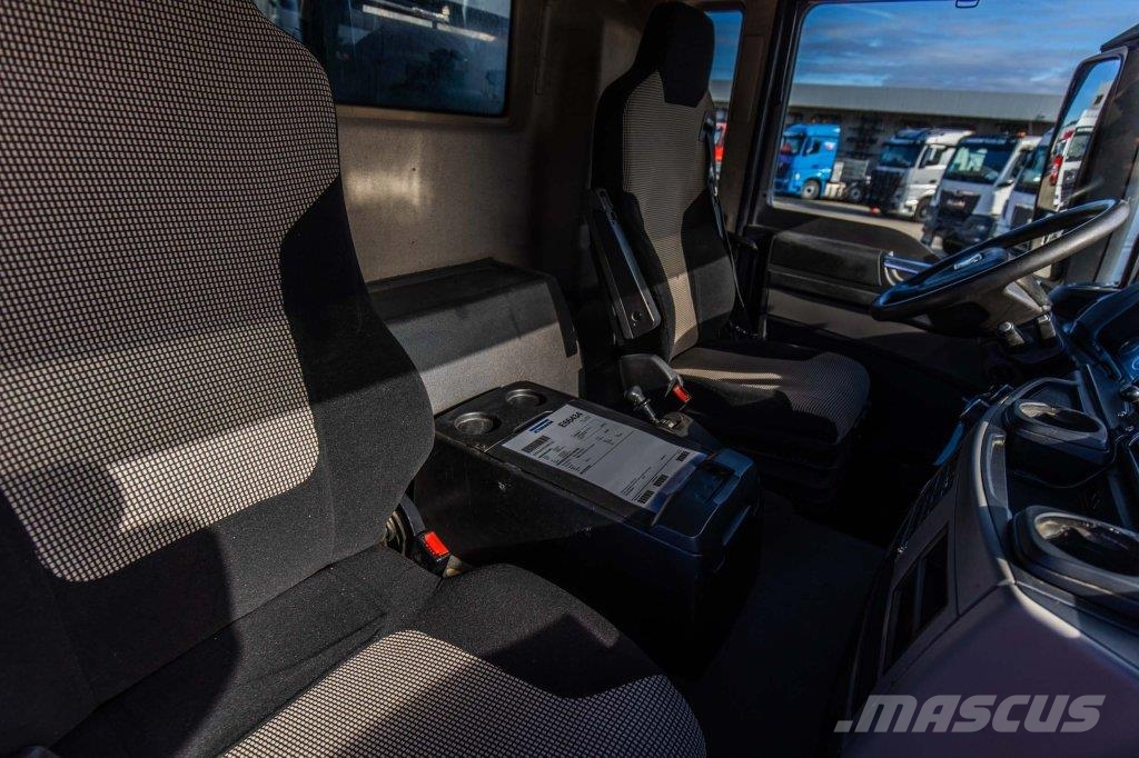 MAN TGS 35.460 BL-10x4 Tipper trucks