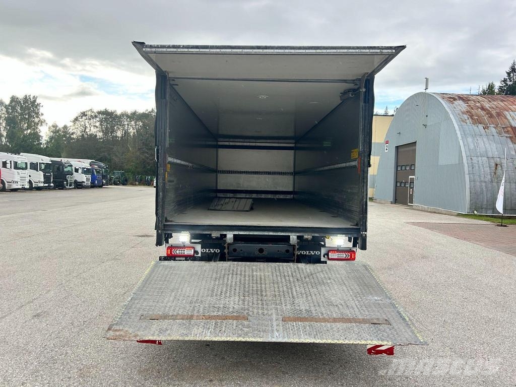 Volvo FL250 4X2 EURO6 + LIFTING BOX Fast kasse