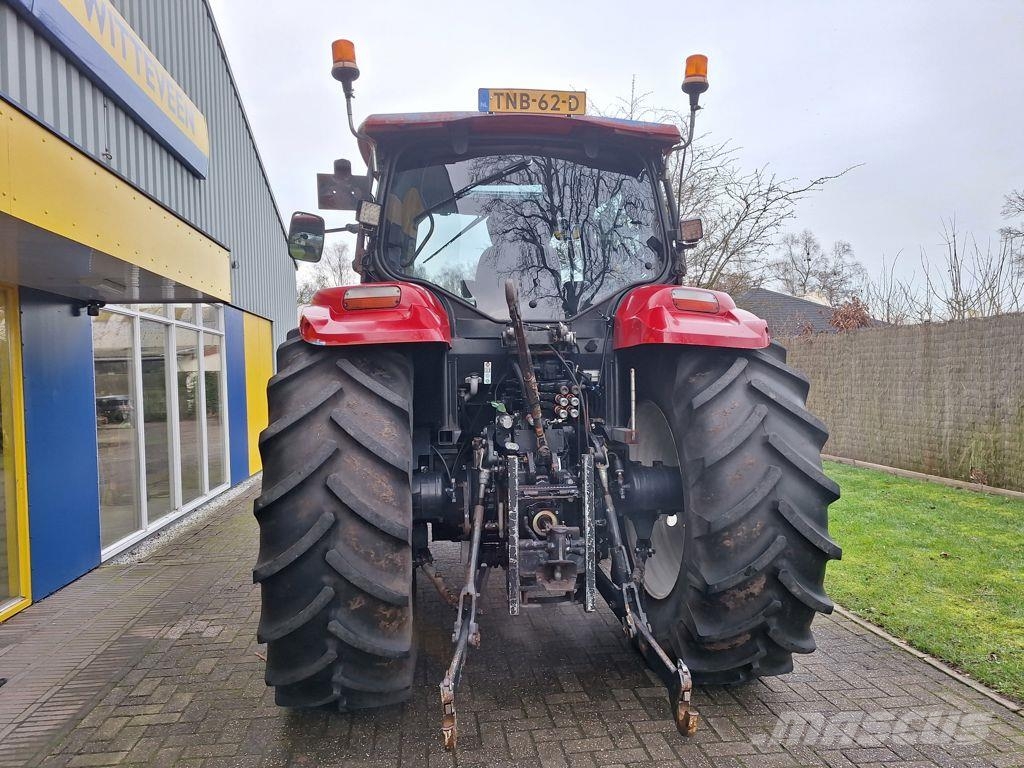 New Holland TS130A الجرارات