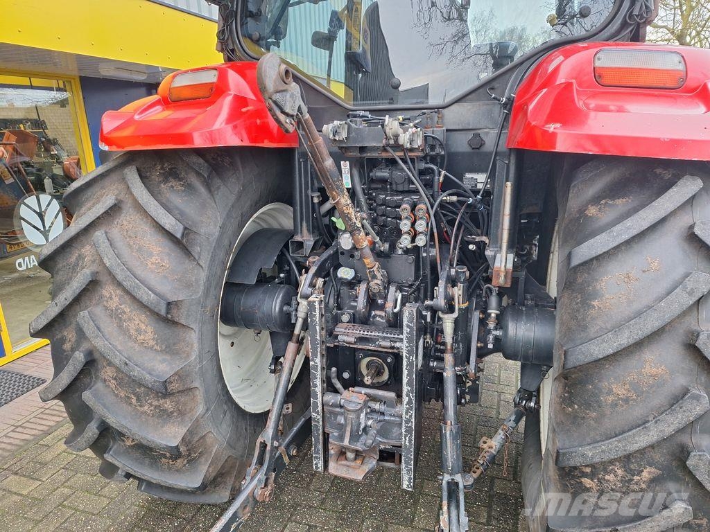 New Holland TS130A الجرارات