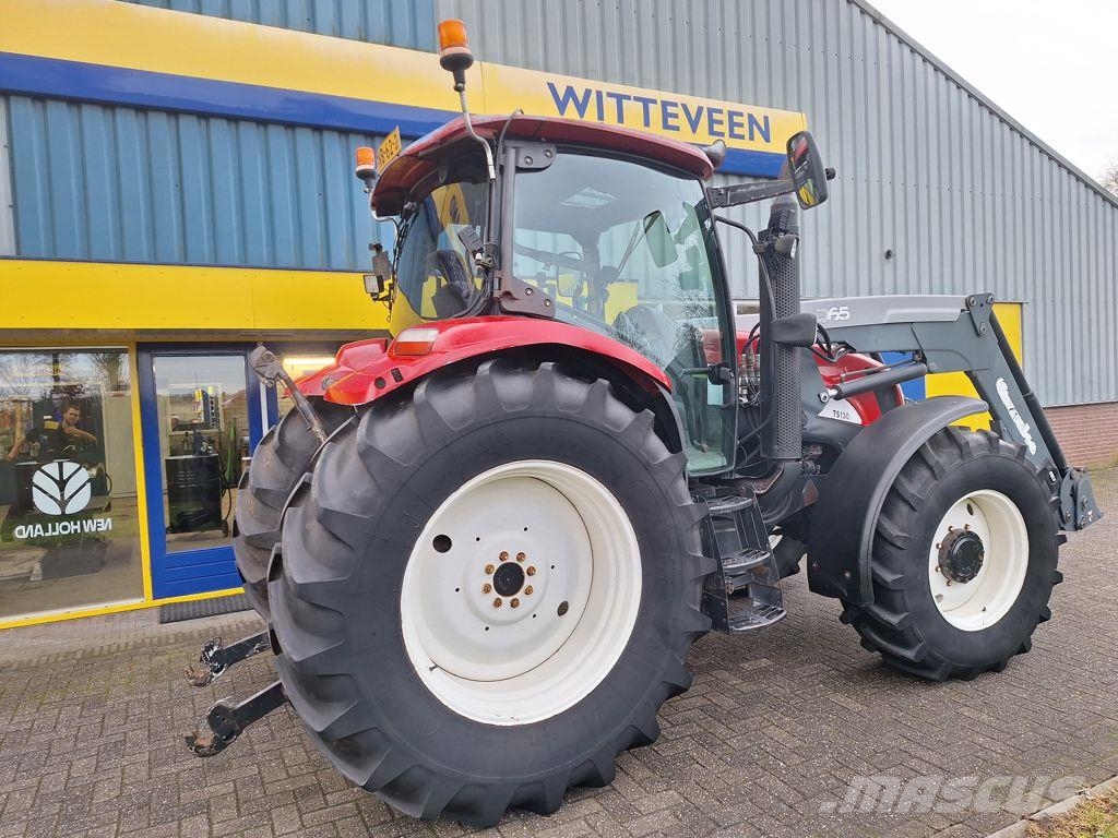 New Holland TS130A الجرارات
