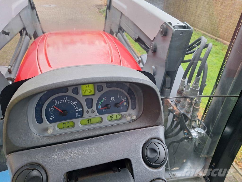 New Holland TS130A الجرارات