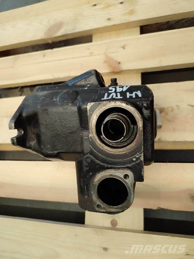 Hydraulic pump 02432458A 2427949 New Holland TVT 1 液压