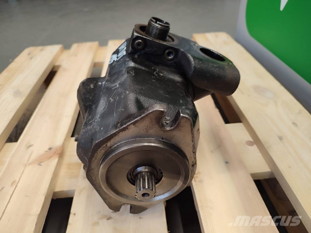 Hydraulic pump 02432458A 2427949 New Holland TVT 1 液压