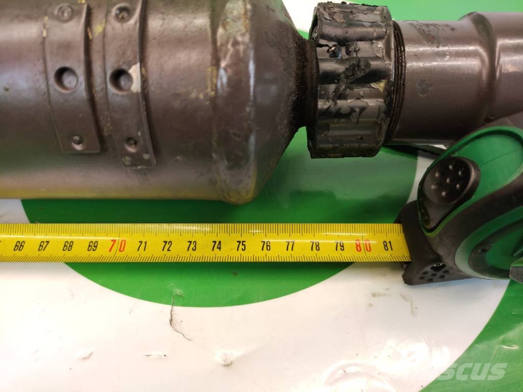 CLAAS Axion 850 A09 Drive shaft 0011178421 Transmission