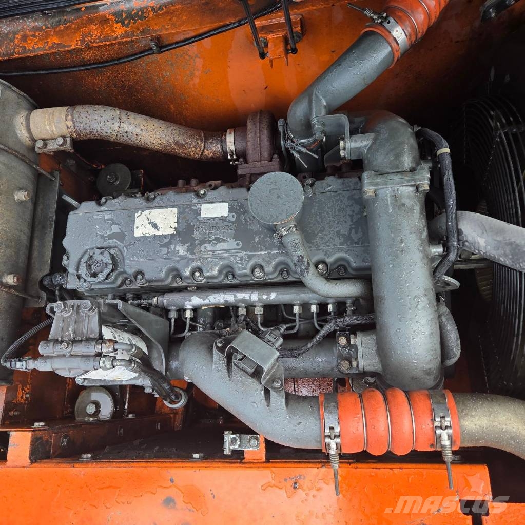 Doosan DX210W Колісні екскаватори