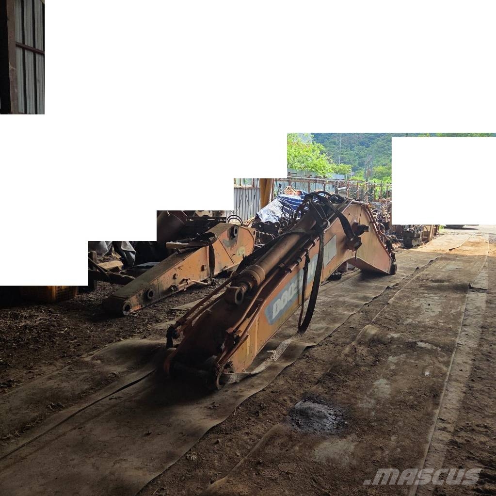 Doosan DX210W Колісні екскаватори