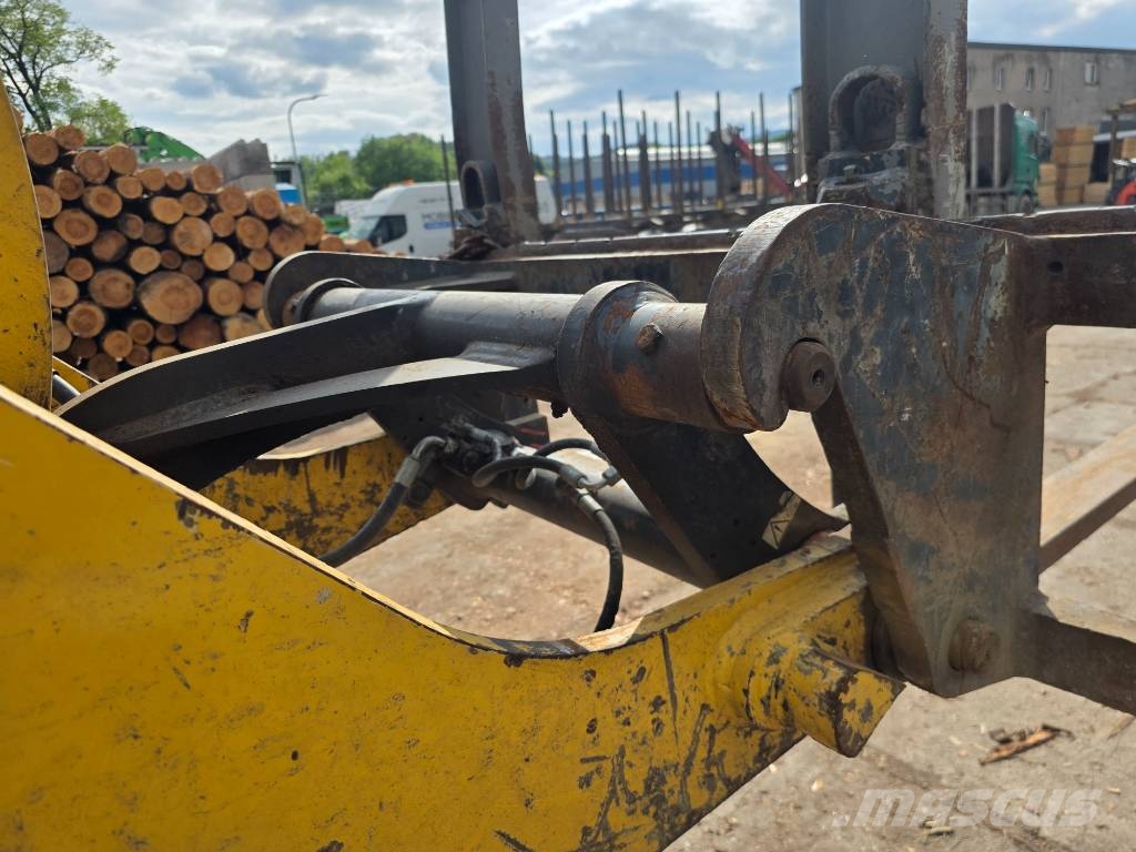 Komatsu WA80-6 لوادر بعجل