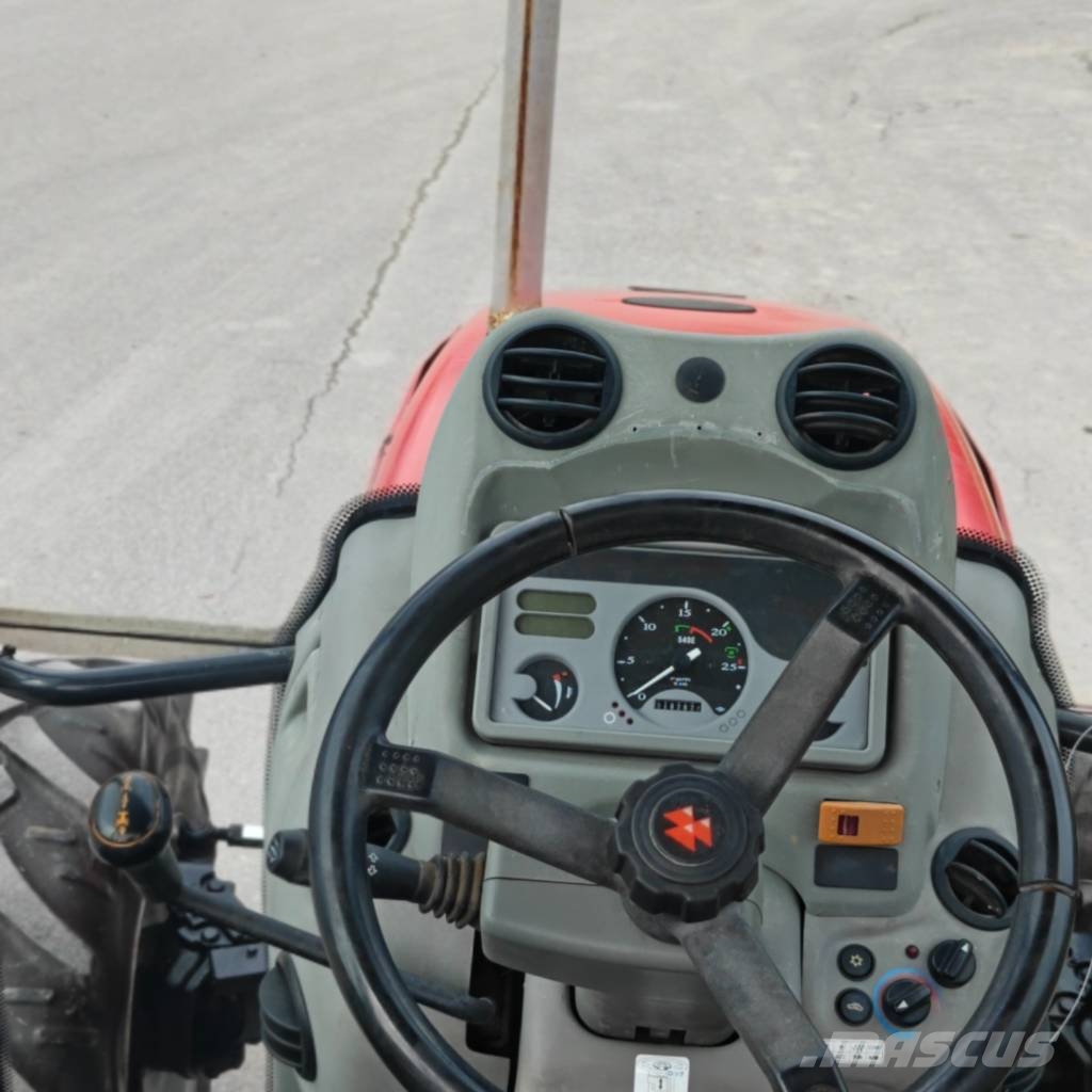 Massey Ferguson 2220 트랙터