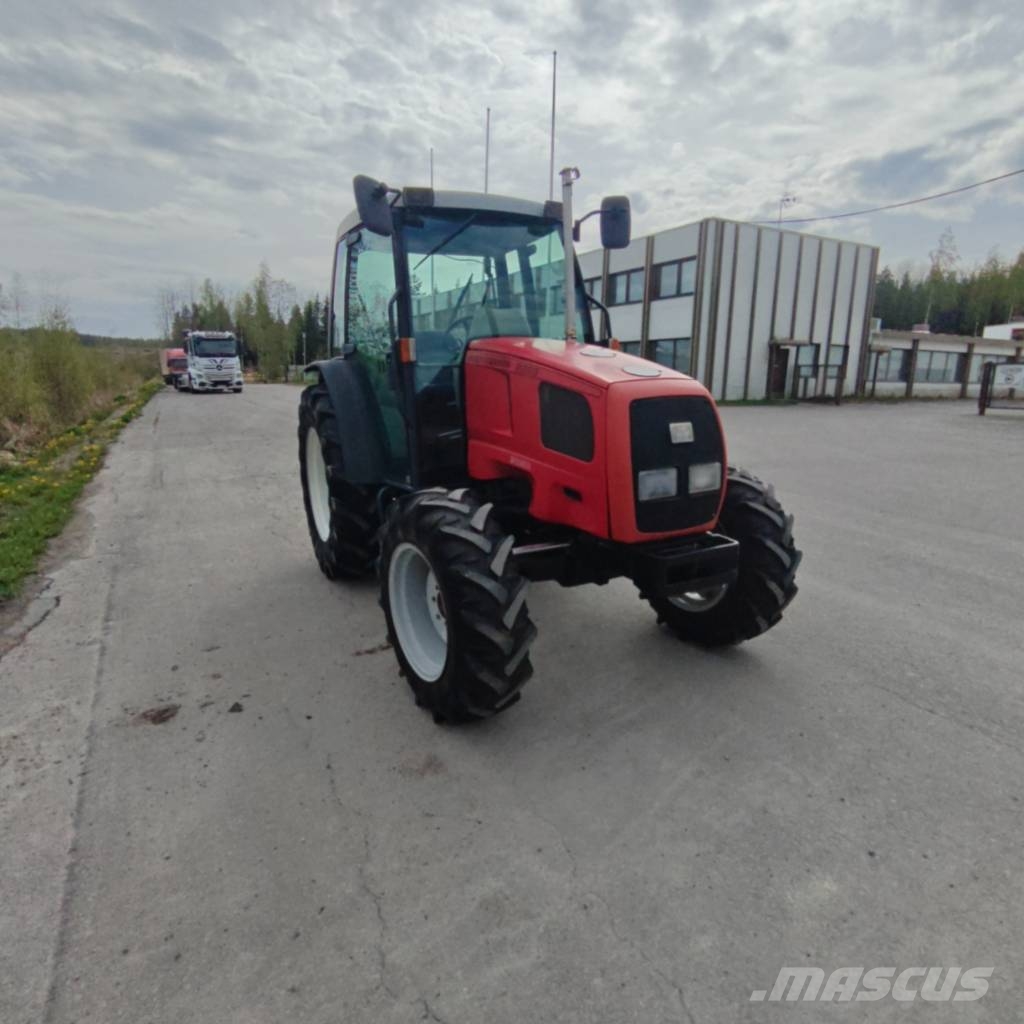 Massey Ferguson 2220 트랙터