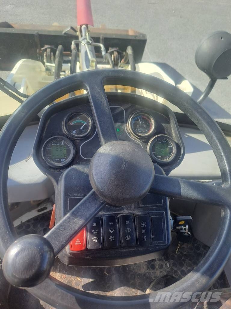 Greenmaster 320 Kolesni nakladalci