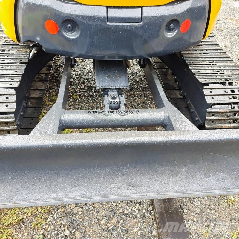 Komatsu PC 35 MR 소형 굴삭기 7톤 미만