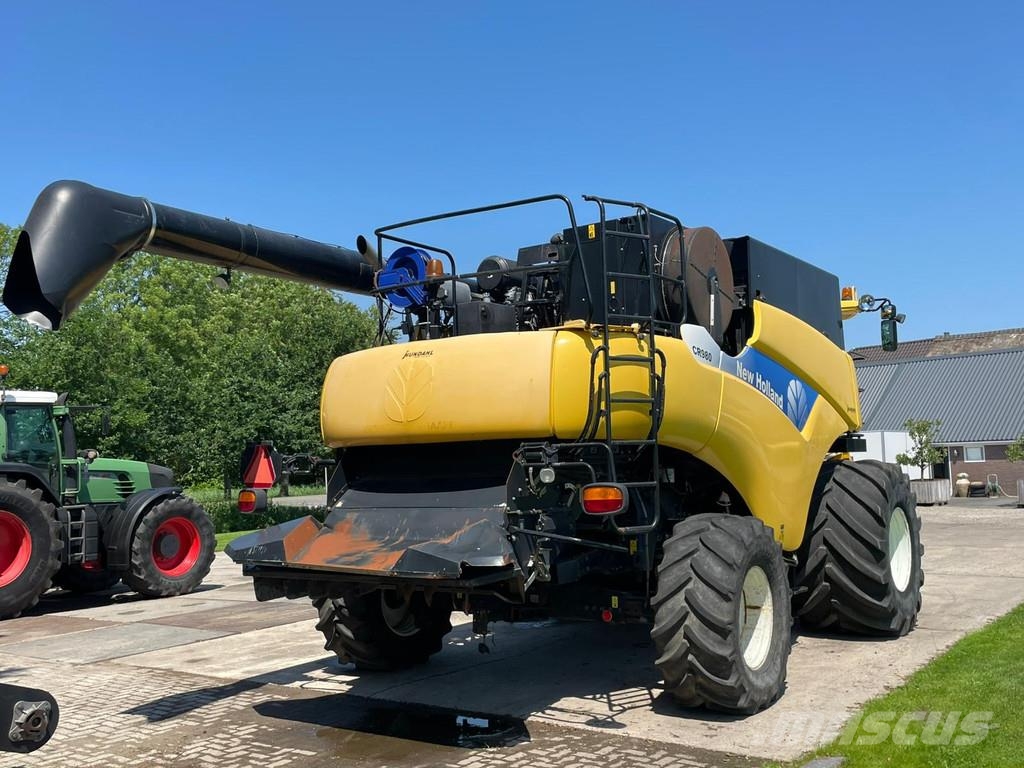 New Holland CR 9.80 CR 980 10.60 meter maaibord Airco 2800 UUR Combine harvesters