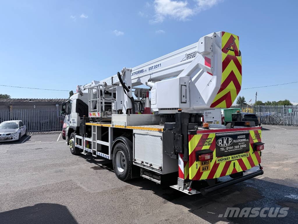Bronto Skylift S38XDT المنصات الهوائية المثبتة على شاحنة