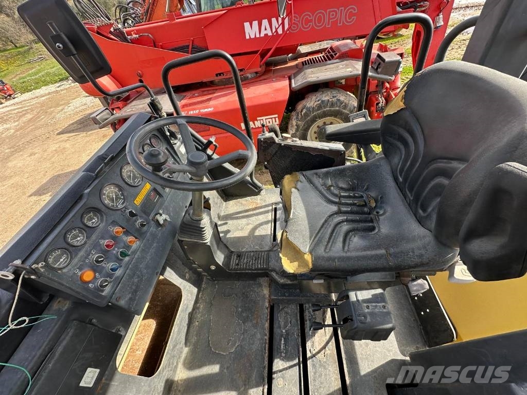 Dynapac CC 222 雙輪滾壓機