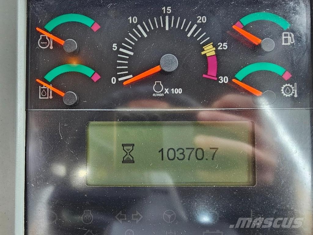 CAT 950K Iekrāvēji uz riteņiem