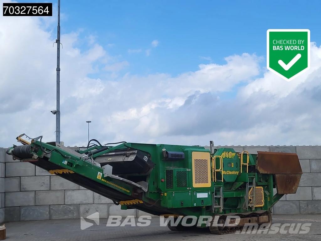 McCloskey J40 v2 Mobile crushers