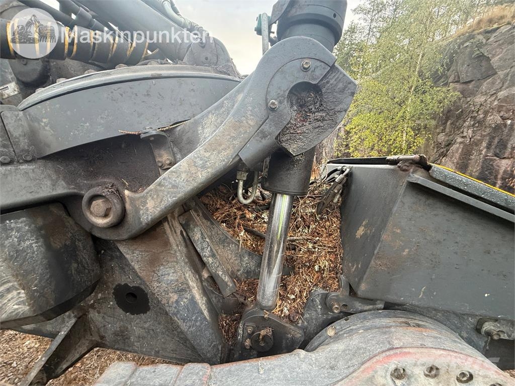 Ponsse Bear 8w Harvesters
