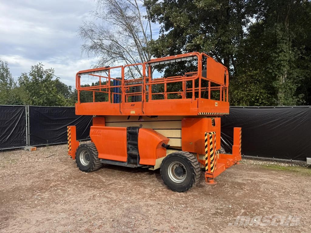 JLG 4394RT Käärtõstukid