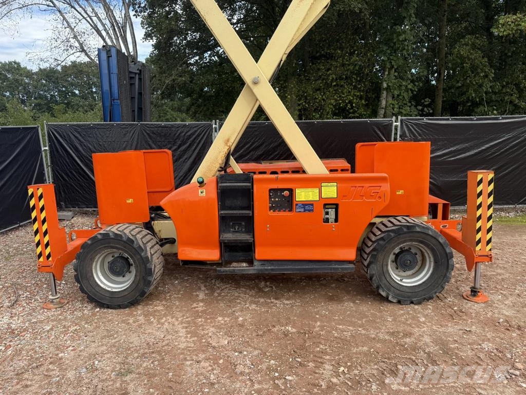 JLG 4394RT Käärtõstukid