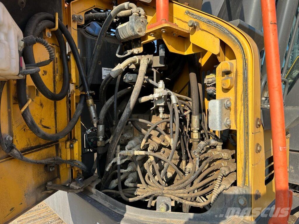 Volvo ECR145EL Pásová rýpadla