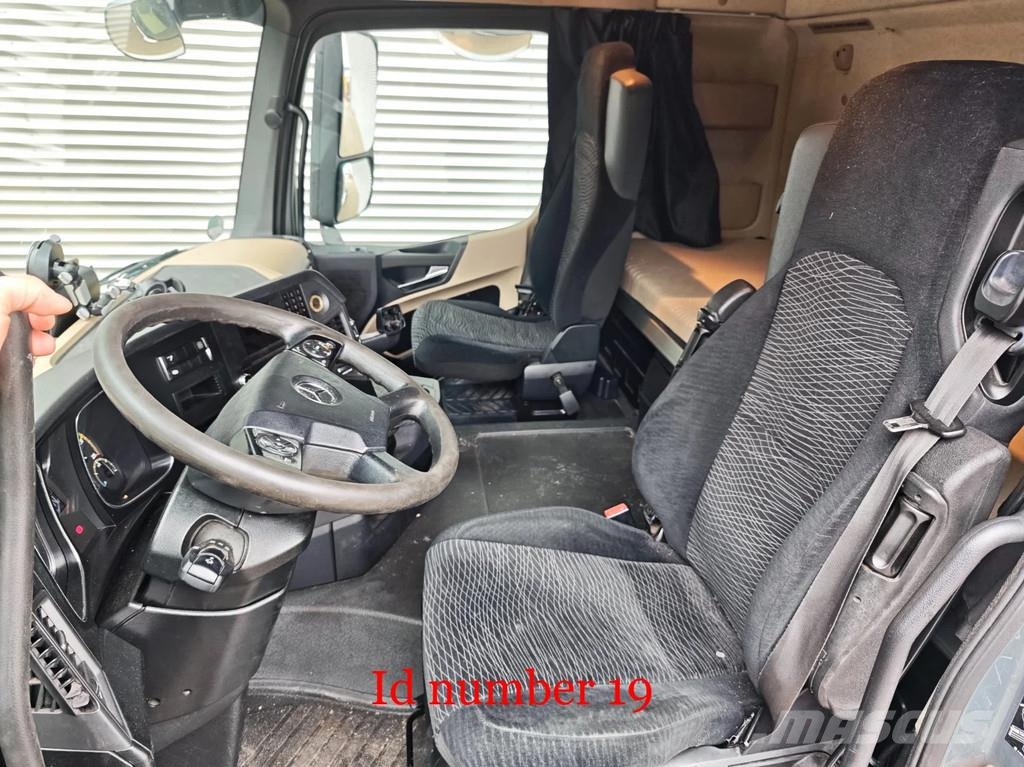 Mercedes-Benz Actros 1843 4x2 Mega! Ťahače