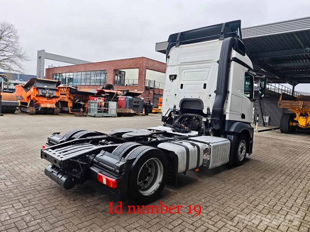 Mercedes-Benz Actros 1843 4x2 Mega! Ťahače