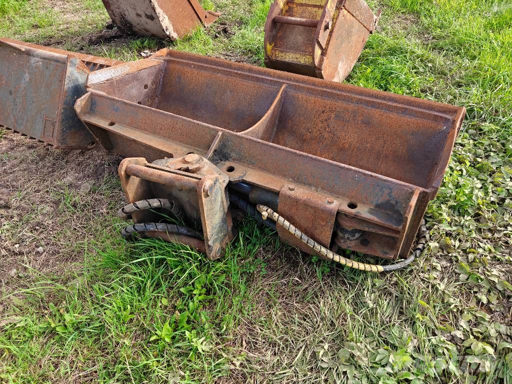 New Holland LB 115 B-4 PS Kotrórakodók