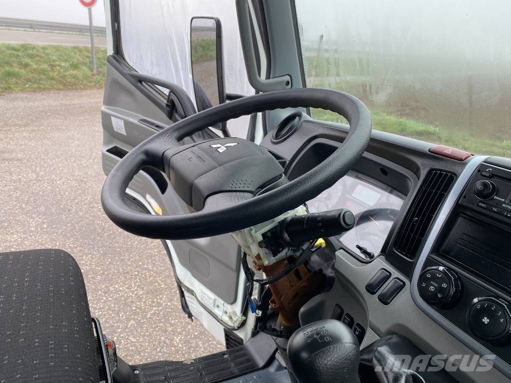 Mitsubishi CANTER FUSO 315-3.0/150 - JPM Vulcain endommagé Pick up/Dropside