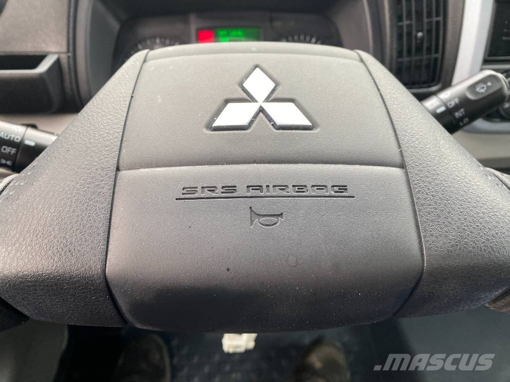 Mitsubishi CANTER FUSO 315-3.0/150 - JPM Vulcain endommagé Pick up/Dropside