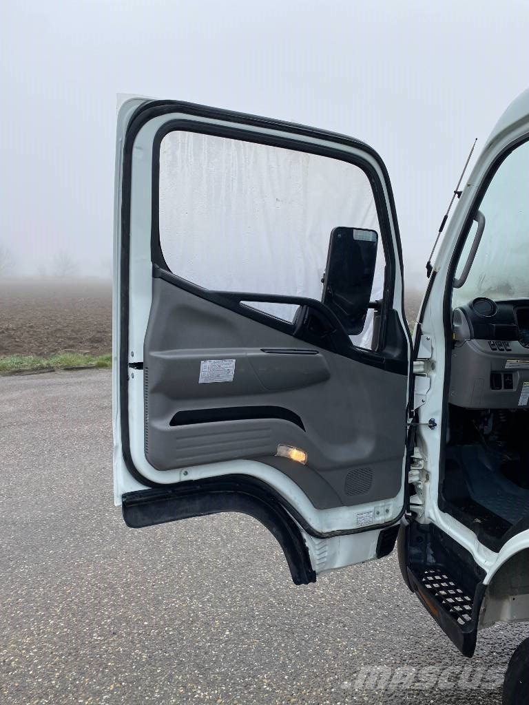 Mitsubishi CANTER FUSO 315-3.0/150 - JPM Vulcain endommagé Pick up/Dropside