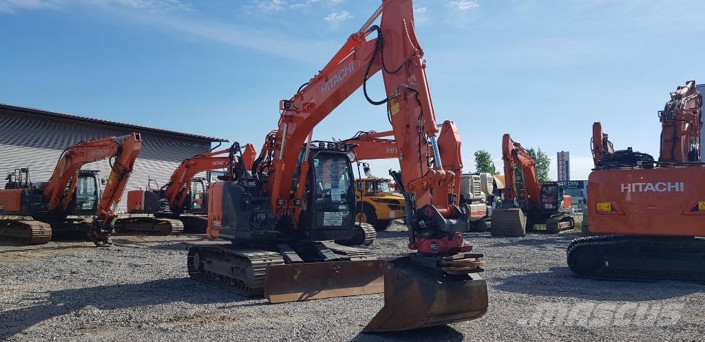 Hitachi ZX135US-6 BL 履带挖掘机