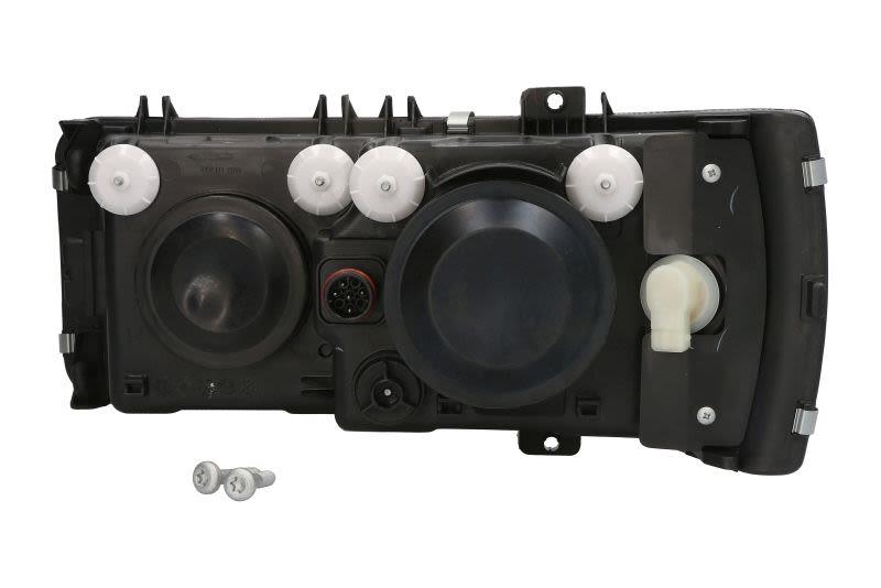 DAF CF, LF, XF PRAVÉ SVĚTLO, HLAVNÍ PŘEDNÍ SVĚTLOMET V معدات النقل - غير ذلك