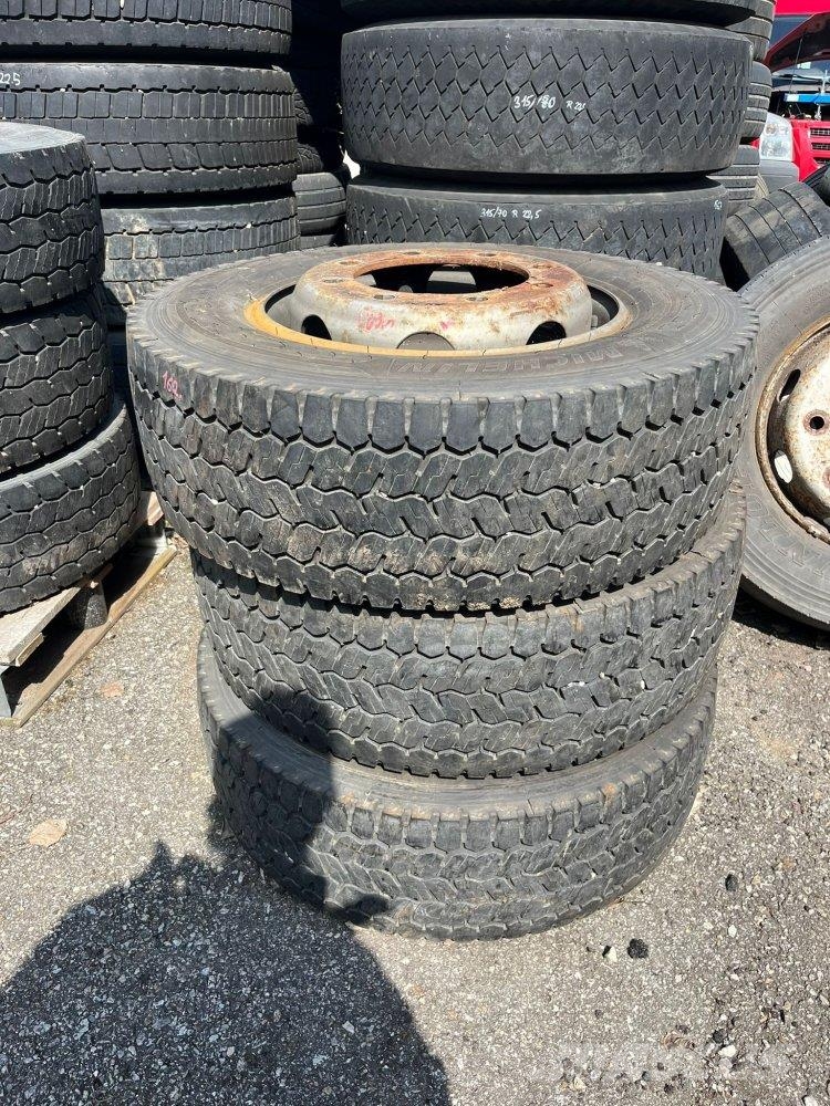 DAF LF 3KS PNEUMATIKA S DISKEM 245/70 R17.5, 1405711 Transport Sonstige