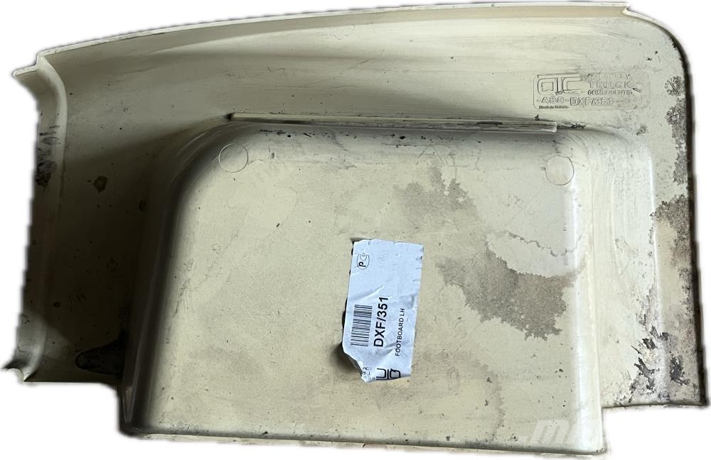 DAF XF LEVÝ SCHOD, NÁSTUPNÍ SCHŮDKY 1295732 معدات النقل - غير ذلك