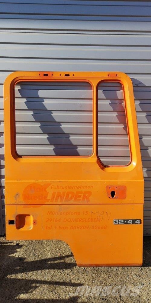  DVEŘE R Transportes - Outros
