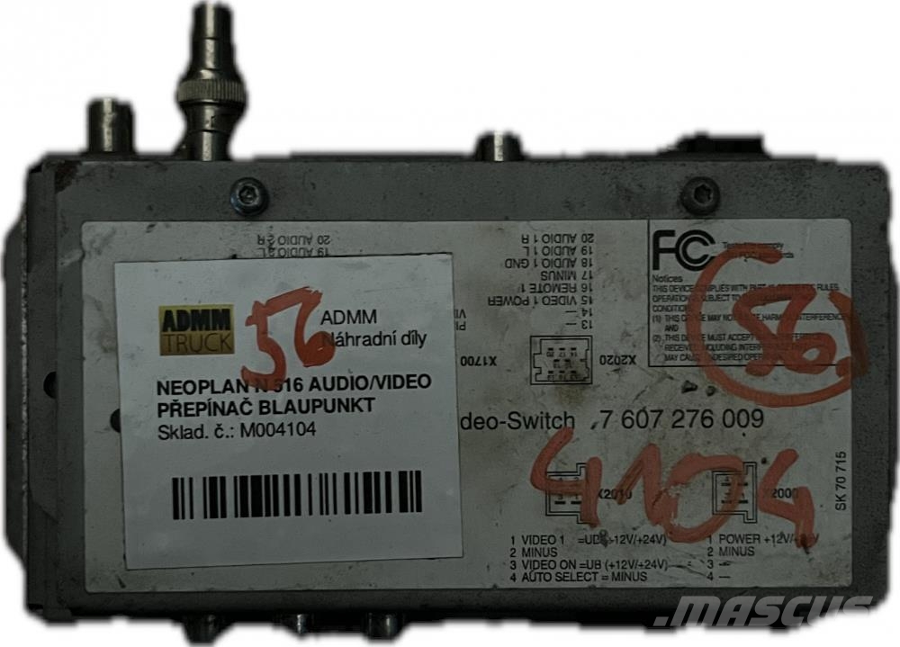 Neoplan N 516 AUDIO/VIDEO PŘEPÍNAČ BLAUPUNKT 7607276009 Otros componentes