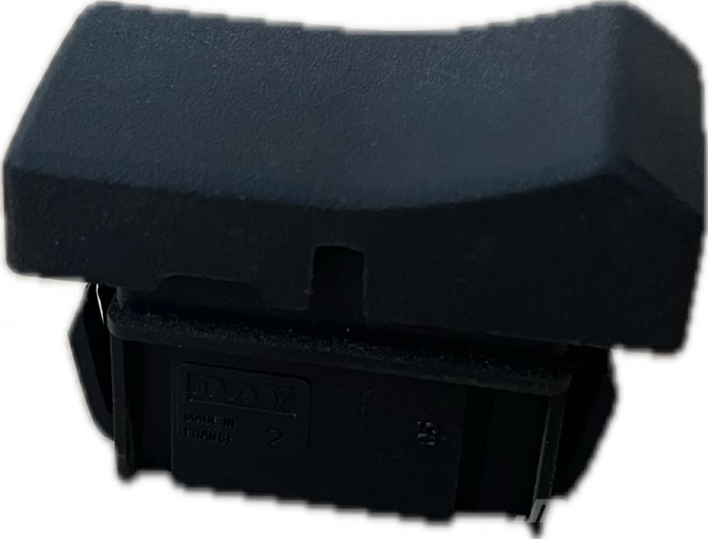 PŘEPÍNAČ, ZÁSLEPKA DAF LF, CF, XF 5010232166 运输工具-其他
